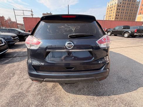 Used 2016 Nissan Rogue SV FWD image 4