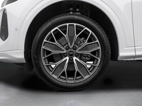 Used 2025 Audi Q5 Premium w/ Premium Plus AWD/4WD image 45