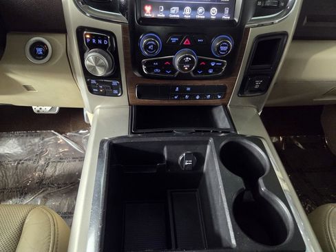 Used 2015 RAM 1500 Laramie w/ Convenience Group AWD/4WD image 15