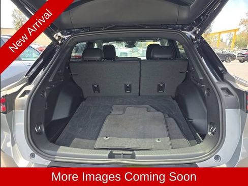Used 2024 Chevrolet Equinox EV RS FWD image 12