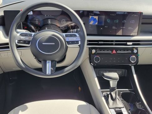 New 2026 Hyundai Tucson SEL image 4