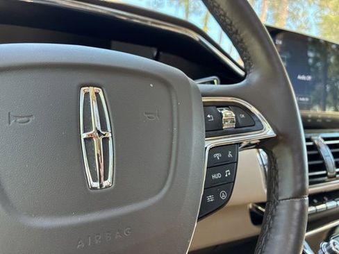 Used 2024 Lincoln Navigator L Reserve AWD/4WD image 27