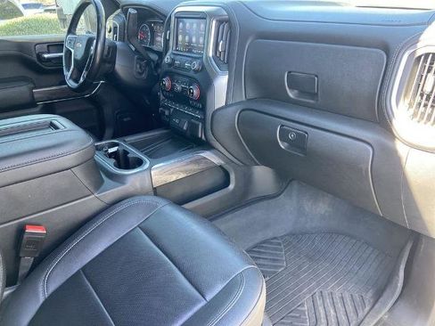 Used 2021 Chevrolet Silverado 2500 LTZ AWD/4WD image 25