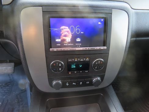 Used 2014 Chevrolet Silverado 3500 LTZ w/ LTZ Plus Package image 25