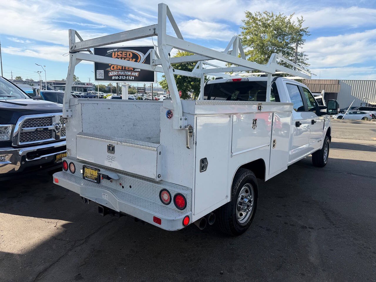 Used 2020 Ford F350 XL w/ Power Equipment Group AWD/4WD image 4