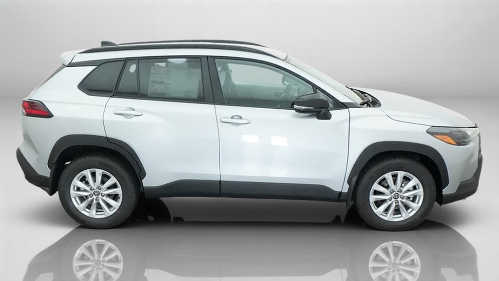 New 2026 Toyota Corolla Cross LE FWD image 7
