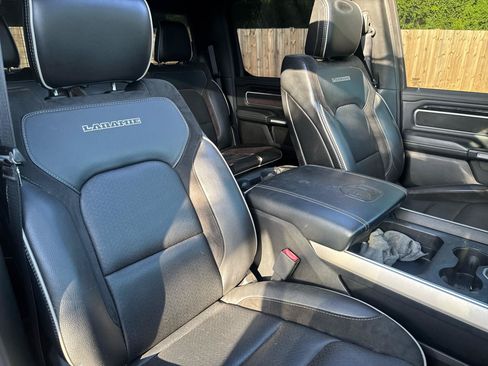 Used 2019 RAM 1500 Laramie AWD/4WD image 33