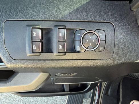 Used 2017 Ford F150 Platinum w/ Technology Package image 35