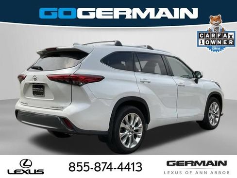 Used 2023 Toyota Highlander Limited AWD/4WD image 8