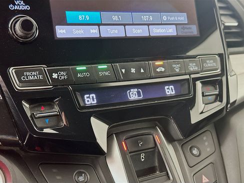 Used 2018 Honda Odyssey EX-L image 22