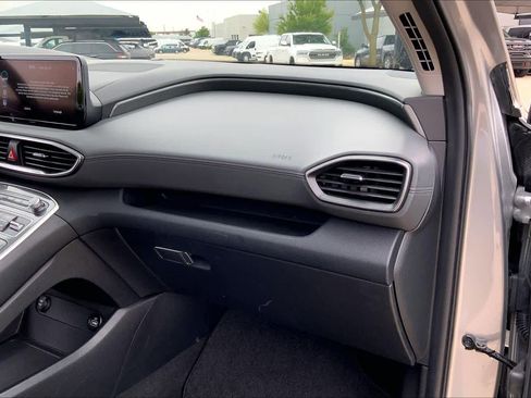 Used 2023 Hyundai Santa Fe SEL FWD image 19