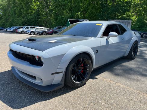 Used 2021 Dodge Challenger R/T Scat Pack RWD image 3