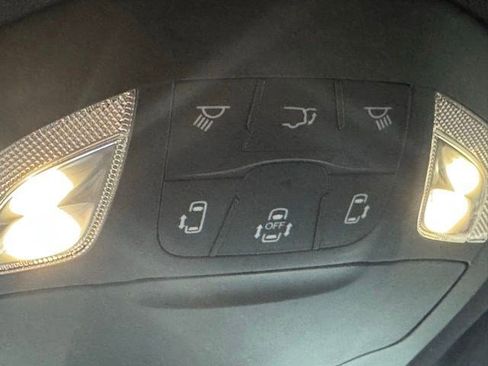 New 2026 Chrysler Pacifica Select FWD image 26