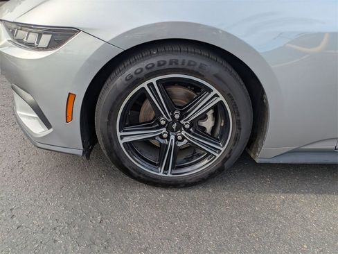 Used 2024 Ford Mustang Premium image 13