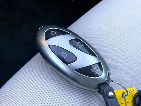 Used 2025 Hyundai Sonata SEL FWD image 14