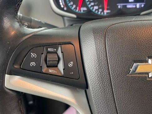 Used 2020 Chevrolet Sonic Premier image 38