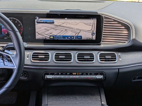 Used 2025 Mercedes-Benz GLE 350 4MATIC image 20