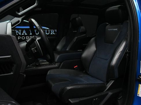 Used 2019 Ford F150 Raptor w/ Equipment Group 802A Luxury AWD/4WD image 22