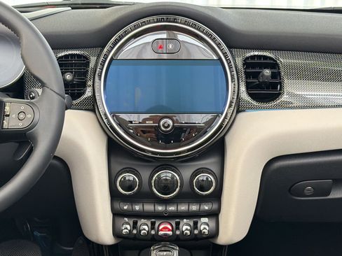 Certified 2024 MINI Cooper S image 25