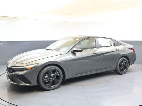 New 2026 Hyundai Elantra SEL Sport Premium w/ Cargo Package FWD image 2