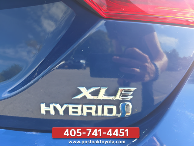 Used 2024 Toyota Camry XLE FWD image 33