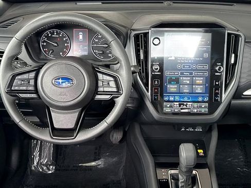 Certified 2025 Subaru Forester Premium AWD/4WD image 17