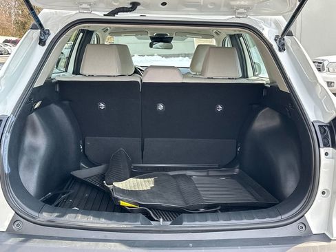 Certified 2024 Toyota Corolla Cross L image 6