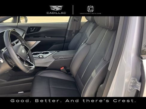 Used 2025 Cadillac Optiq Luxury 2 w/ LPO, Floor Liner Package AWD/4WD image 24