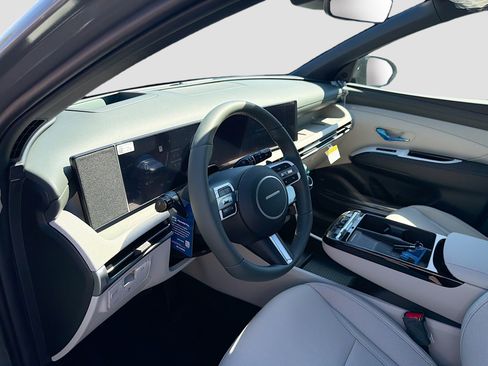 New 2026 Hyundai Tucson Limited image 25