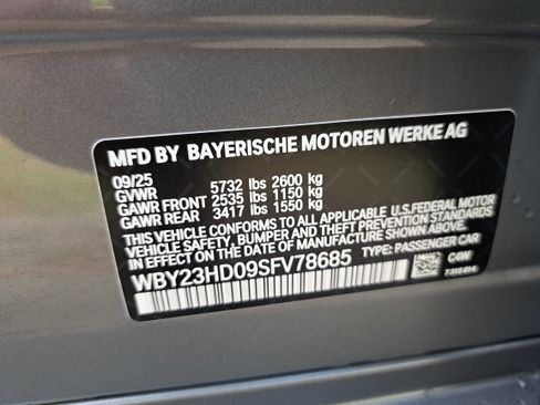 New 2025 BMW i4 eDrive40 w/ Premium Package image 38