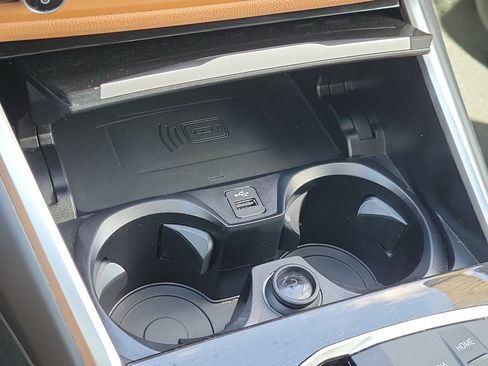 Used 2024 BMW 330i Sedan w/ Convenience Package RWD image 29