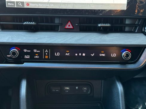 Used 2025 Kia Sportage X-Line AWD/4WD image 26