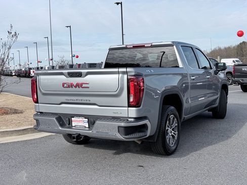 Used 2025 GMC Sierra 1500 SLT image 6