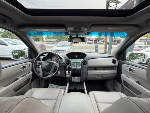 Used 2011 Honda Pilot Touring image 31