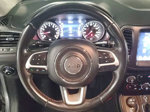 Used 2020 Jeep Compass Trailhawk image 28