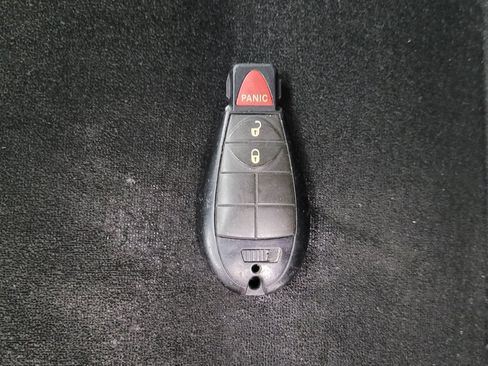 Used 2019 Dodge Grand Caravan SE FWD image 32