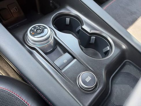 Used 2025 Ford Explorer ST image 29