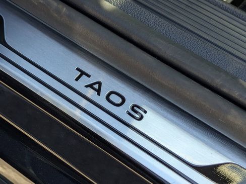 New 2026 Volkswagen Taos SE image 38