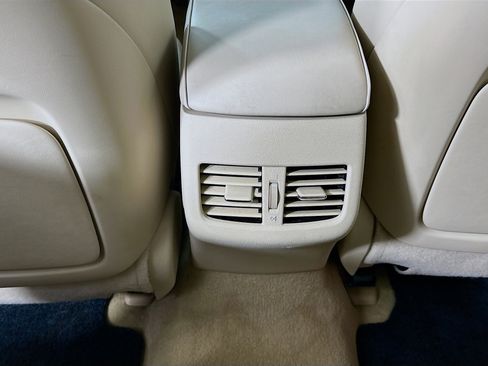 Used 2010 Lexus ES 350 image 28