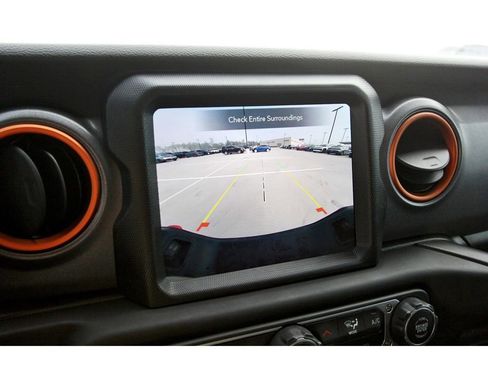 Used 2023 Jeep Gladiator Mojave image 23