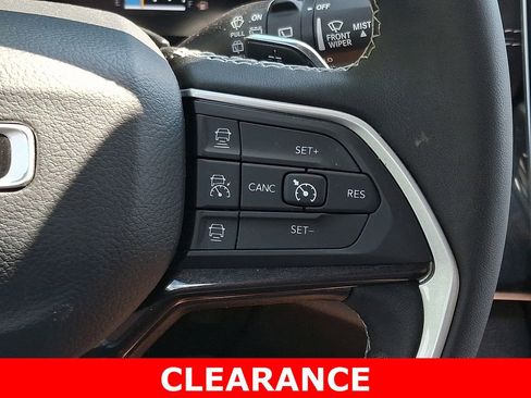 Used 2023 Jeep Grand Cherokee Laredo w/ Trailer Tow Prep Group (B) AWD/4WD image 22