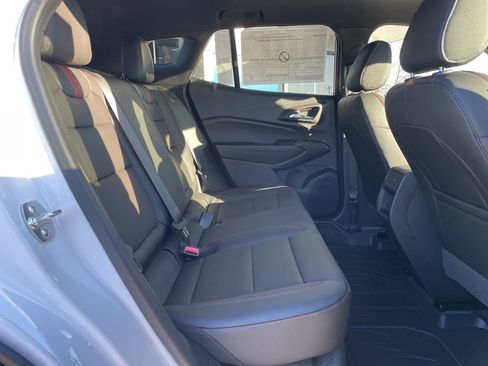 New 2026 Chevrolet Trax RS w/ Sunroof Package image 32