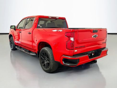 Used 2025 Chevrolet Silverado 1500 Custom w/ Turbomax Blackout Package AWD/4WD image 6
