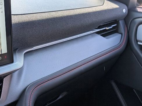 Used 2025 Ford Explorer ST image 22