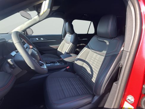 New 2026 Ford Explorer ST-Line AWD/4WD image 17
