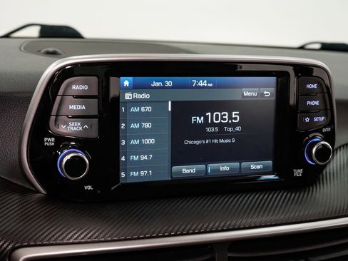 Used 2019 Hyundai Tucson SE image 16