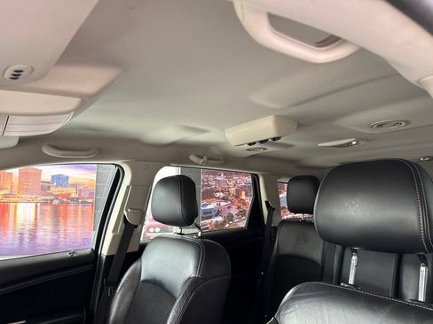 Used 2015 Dodge Journey Crossroad w/ Flexible Seating Group FWD image 16