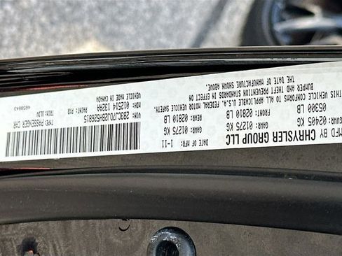 Used 2011 Dodge Challenger SRT8 image 33