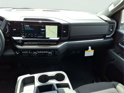 New 2026 Chevrolet Silverado 3500 LT image 15