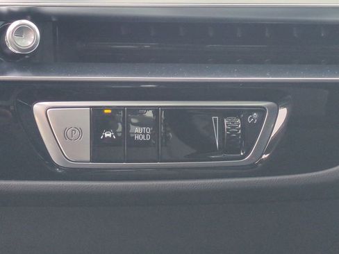 New 2026 Cadillac Lyriq V AWD/4WD image 22
